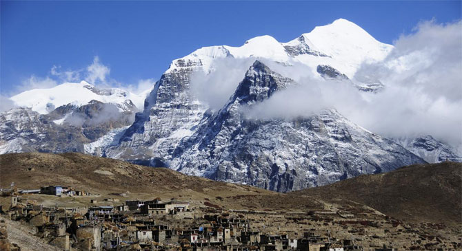 Nar-Phu Valley Trek